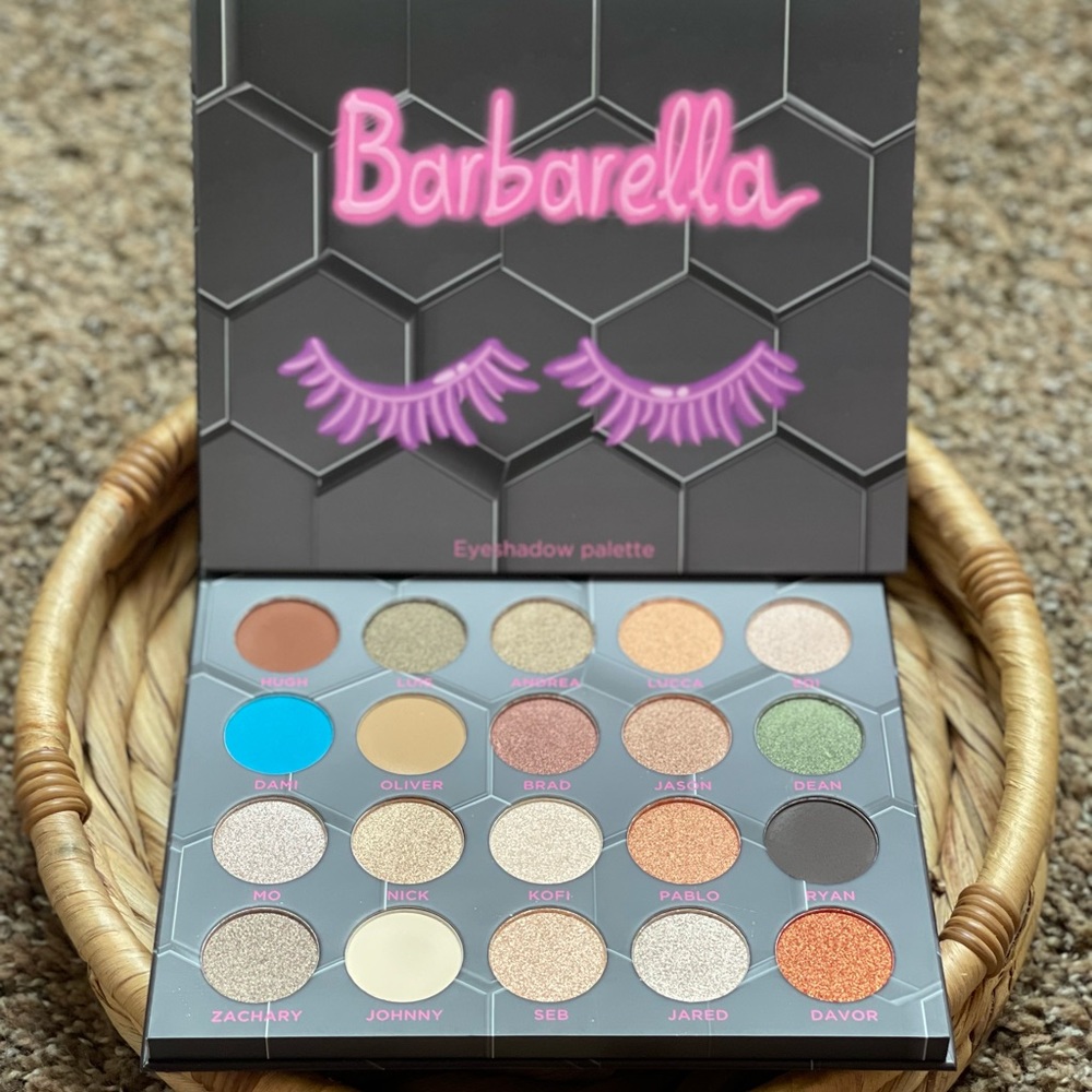 BeeBeauty Barbarella Eyeshadow Palette